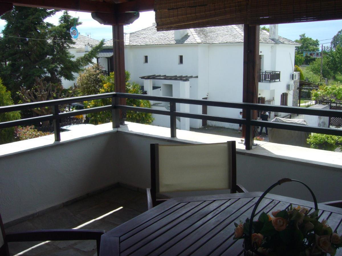 Ferienwohnung Blue Dream Koropi Exterior foto